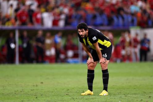 "نقشت اسمك بحروف من ذهب".. اتحاد جدة يودع أحمد حجازي بعد انضمامه إلى نيوم